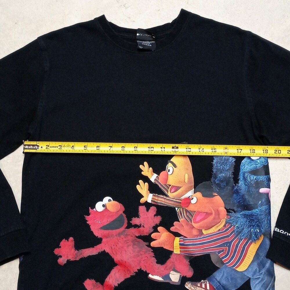 Dumbgood Sesame Street T-shirt Size MEDIUM Elmo Bert Ernie Cookie Monster AOP - Picture 8 of 8
